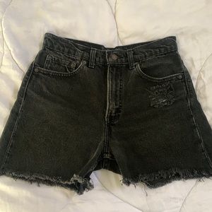 Levi Black Shorts